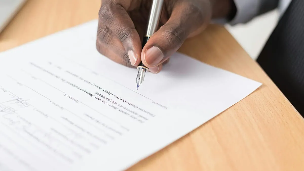 Vitres teintées sur votre véhicule : loi, amende, perte et récupération de points